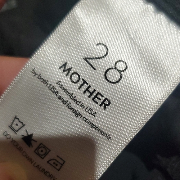 MOTHER Women's Black Midrise Dazzler Ankle Jeans - Picture 5 of 10